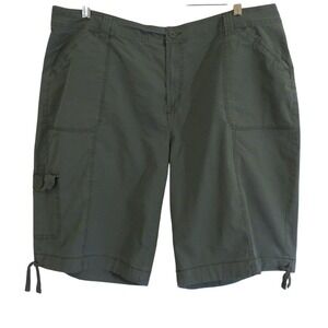 St. John's Bay Women's 22W Olive Green Cargo Bermuda Shorts Stretch Cotton Spand